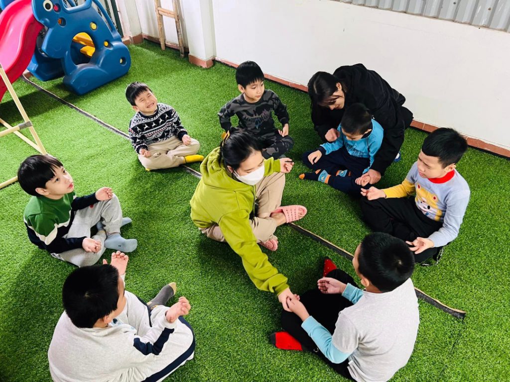 Trung tâm Nghiên cứu Ứng dụng Tâm lý Giáo dục Tia Sáng Xanh