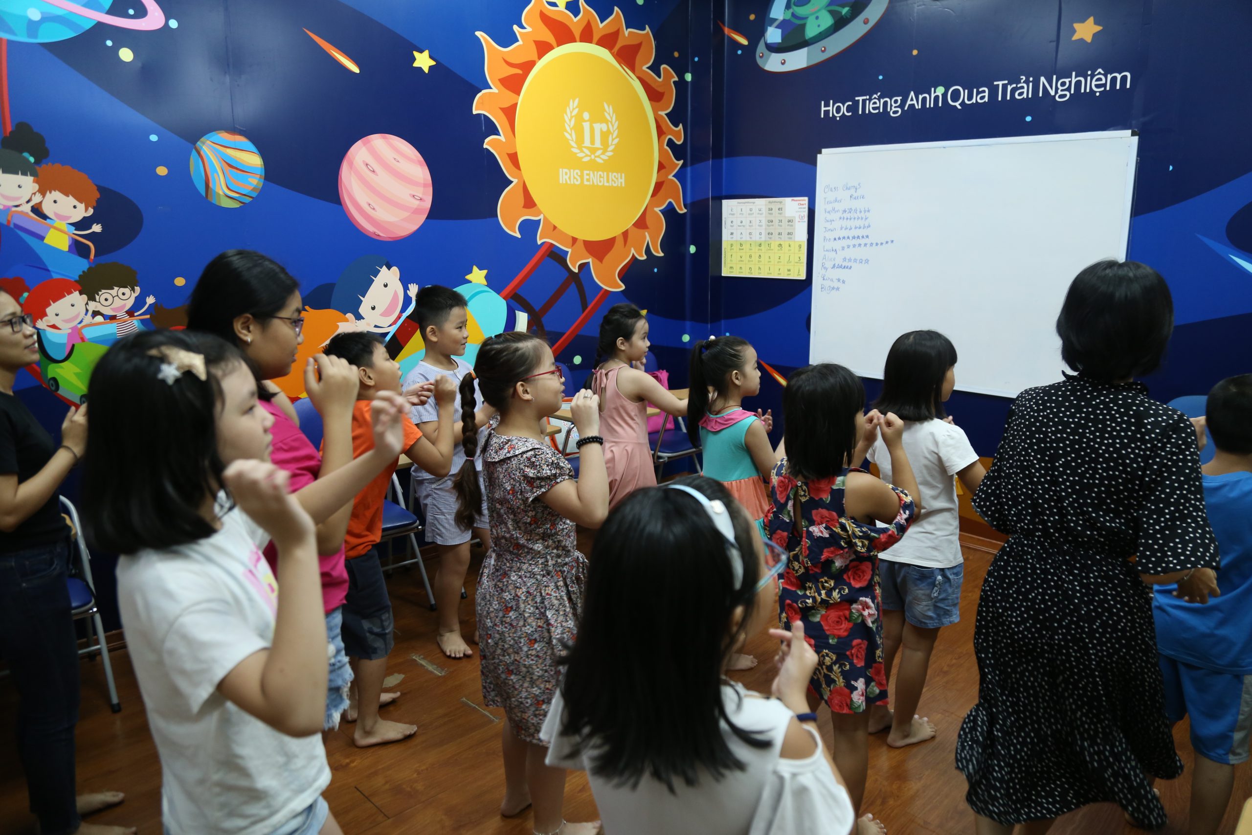 Trung Tâm Anh Ngữ IRIS English - Điện Biên Phủ