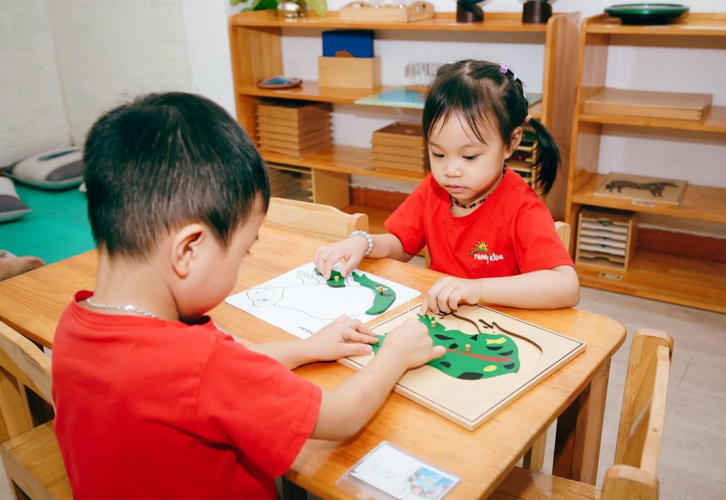 Mầm non Funny Kids Montessori Cầu Giấy - Dịch Vọng có tốt không?