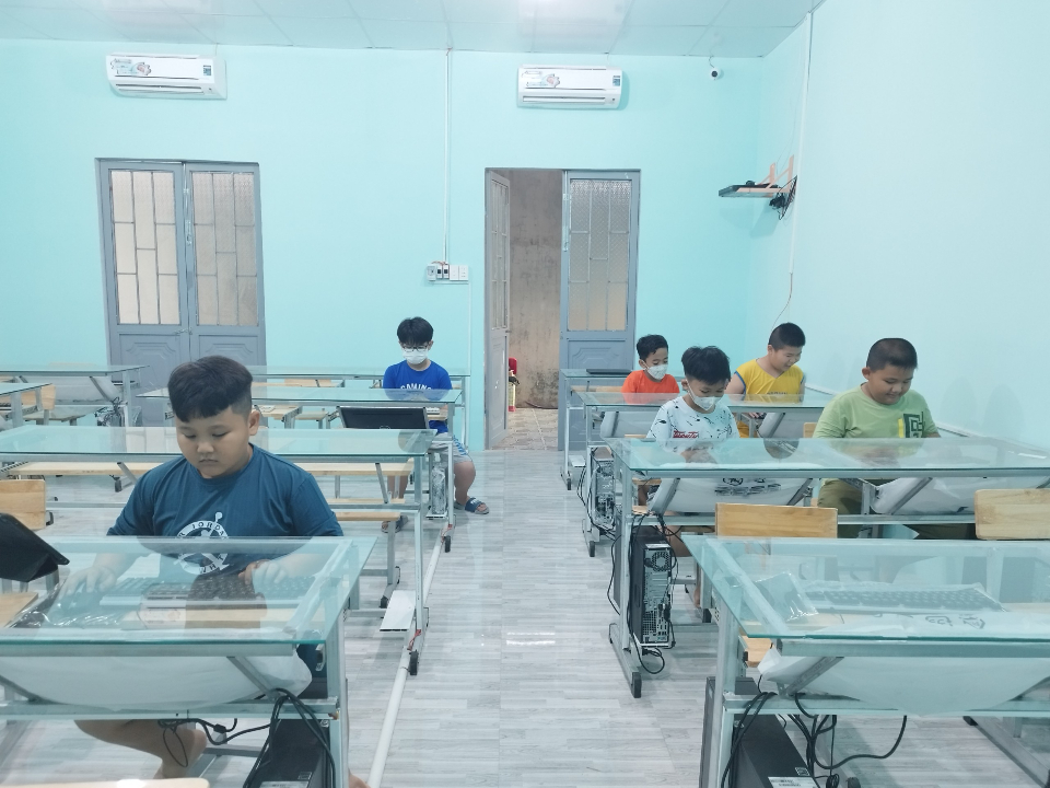 Trung Tâm Ngoại Ngữ Tin Học Hoa Mặt Trời - Phú Mỹ có tốt không? 