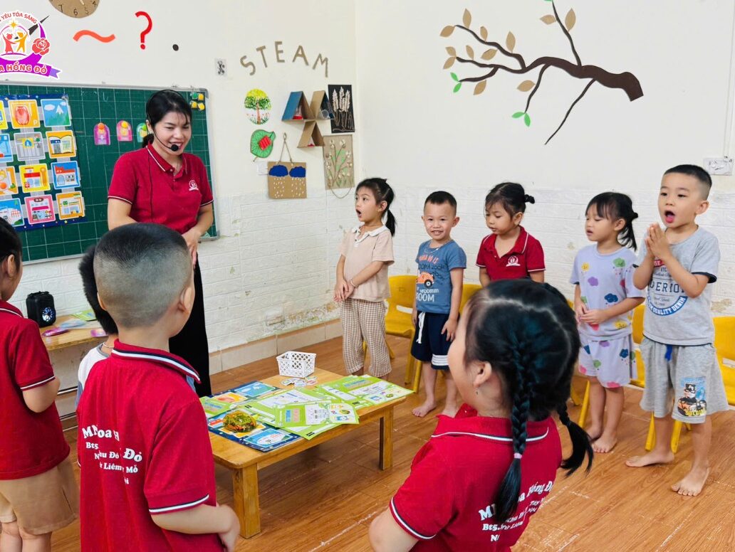 Trường Mầm Non Hoa Hồng Đỏ - Tây Mỗ có tốt không?
