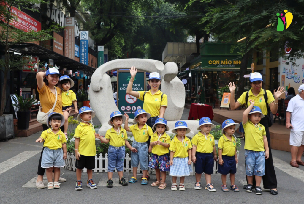 Các buổi dã ngoại để bé được trải nghiệm thực tế