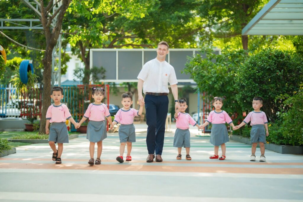 Trường mầm non Phú Đông Lotus Kindergarten
