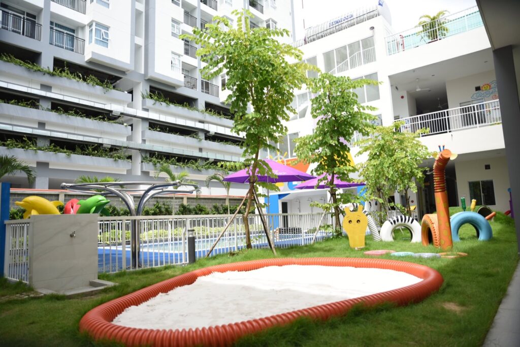 Trường mầm non Phú Đông Lotus Kindergarten