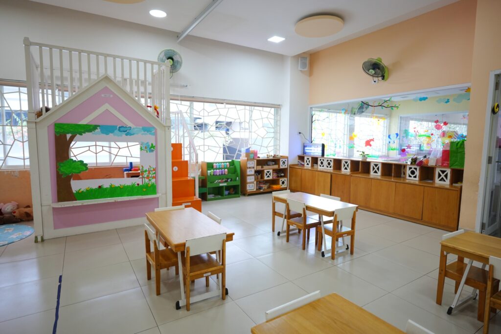 Trường mầm non Phú Đông Lotus Kindergarten