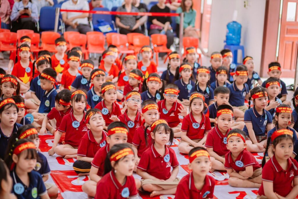 Trường Mầm Non Hoa Hồng Đỏ - Tây Mỗ có tốt không?