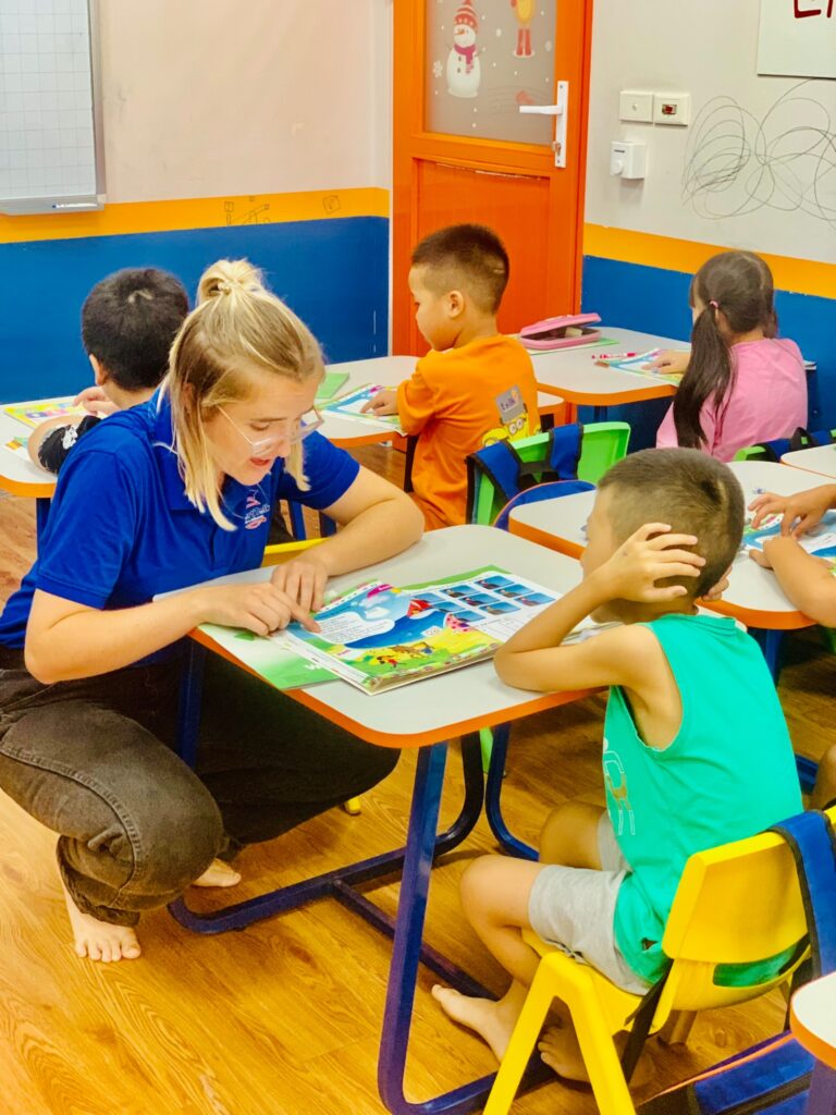 Trung Tâm Anh Ngữ SmartTalk – Long Biên có tốt không?