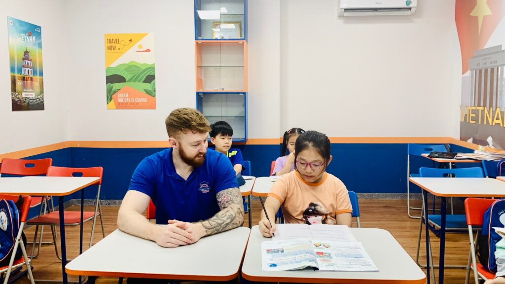 Trung Tâm Anh Ngữ SmartTalk – Long Biên có tốt không?