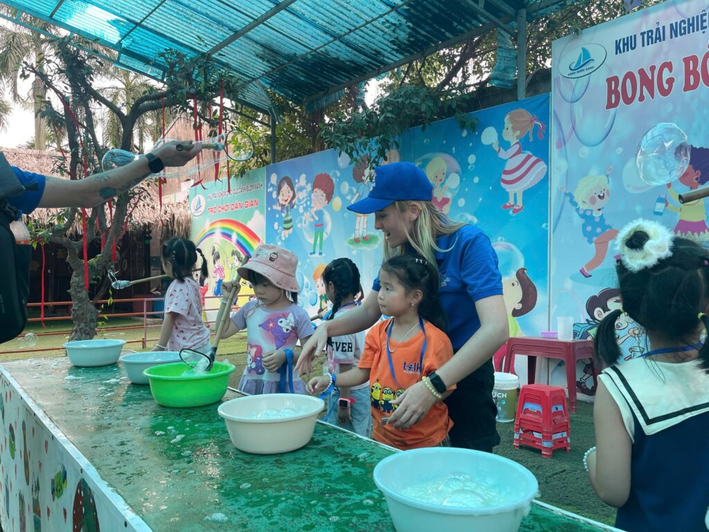 Trung Tâm Anh Ngữ SmartTalk – Long Biên có tốt không?