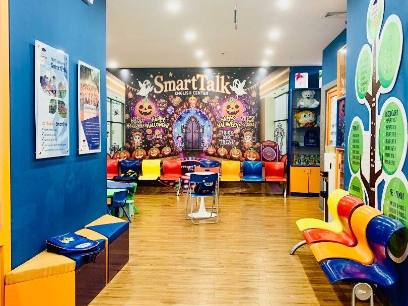 Trung Tâm Anh Ngữ SmartTalk – Long Biên có tốt không?