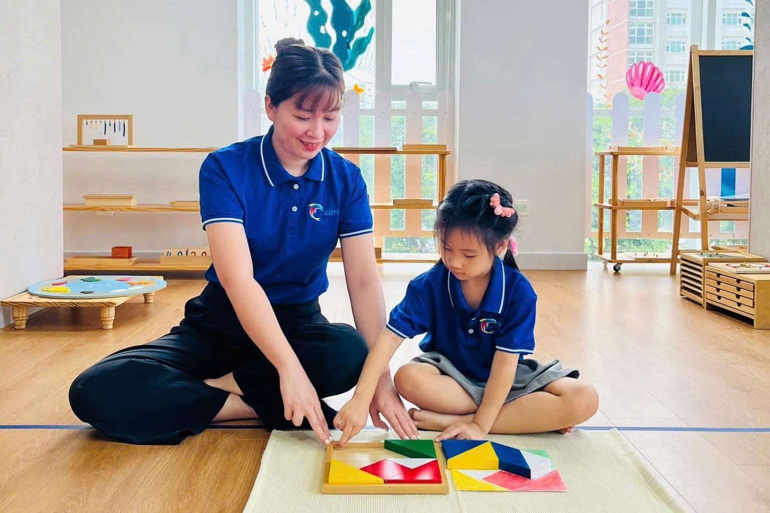 Giáo viên Việt Nam Trường Mầm Non Đại Dương Xanh