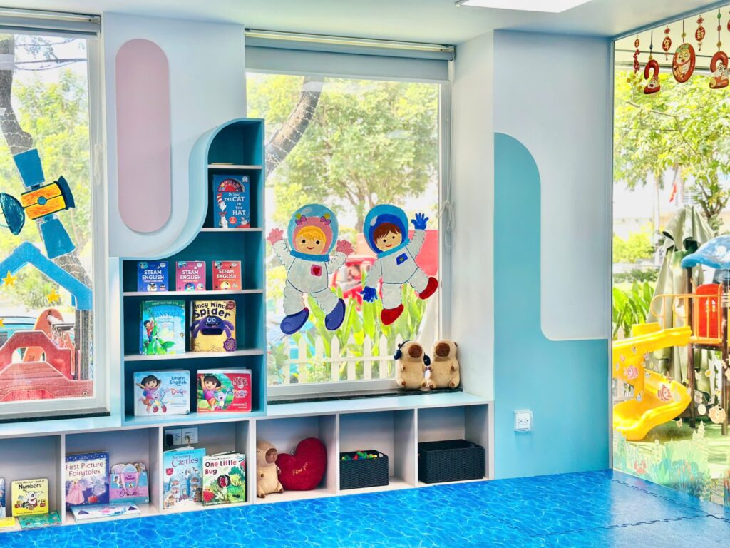 Thư viện sách nhỏ xinh