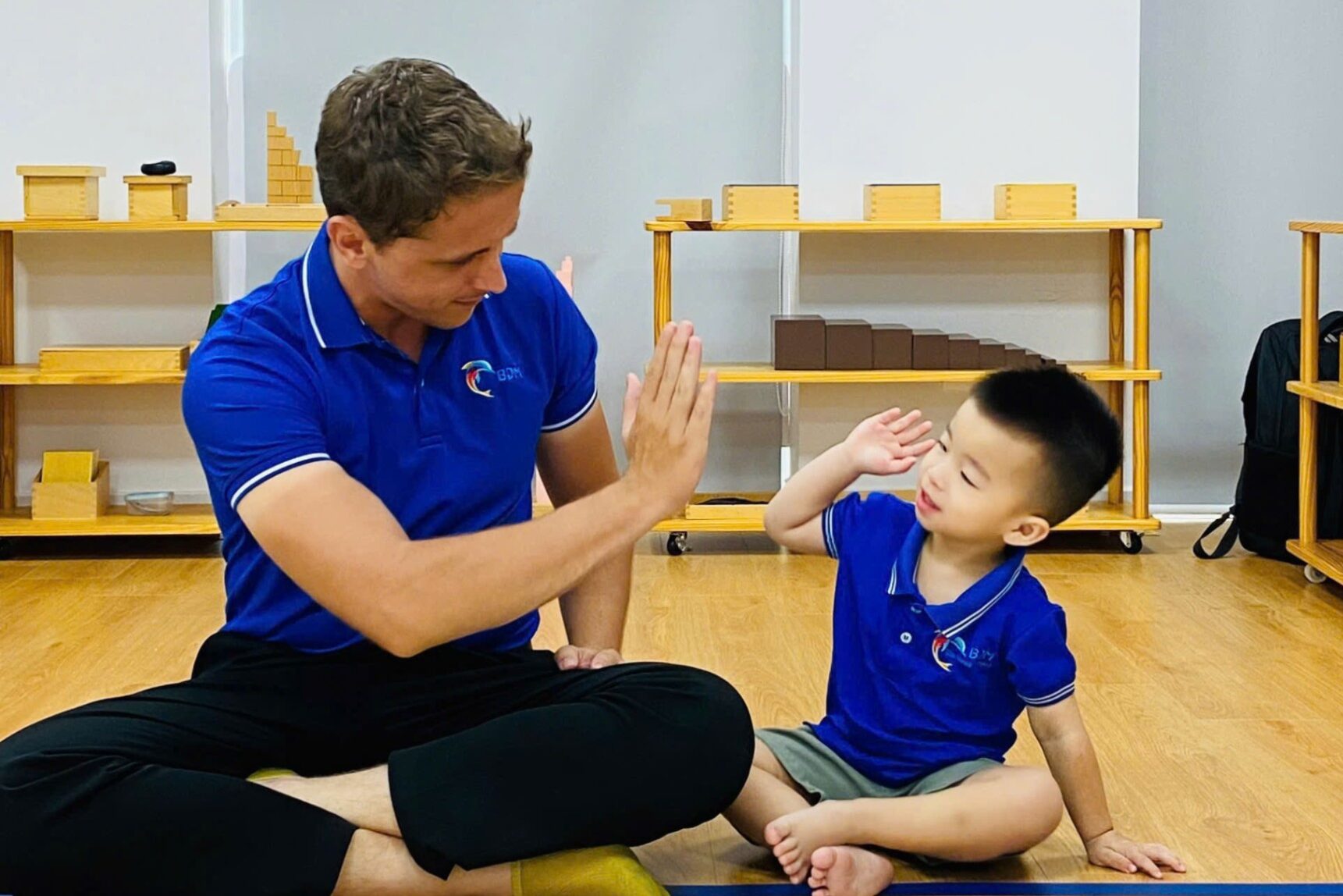 Giáo viên bản ngữ Trường Mầm Non Đại Dương Xanh