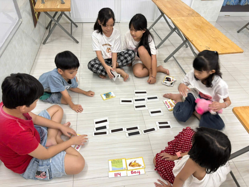 Trung tâm Tiếng Anh Montessori - Long Xuyên