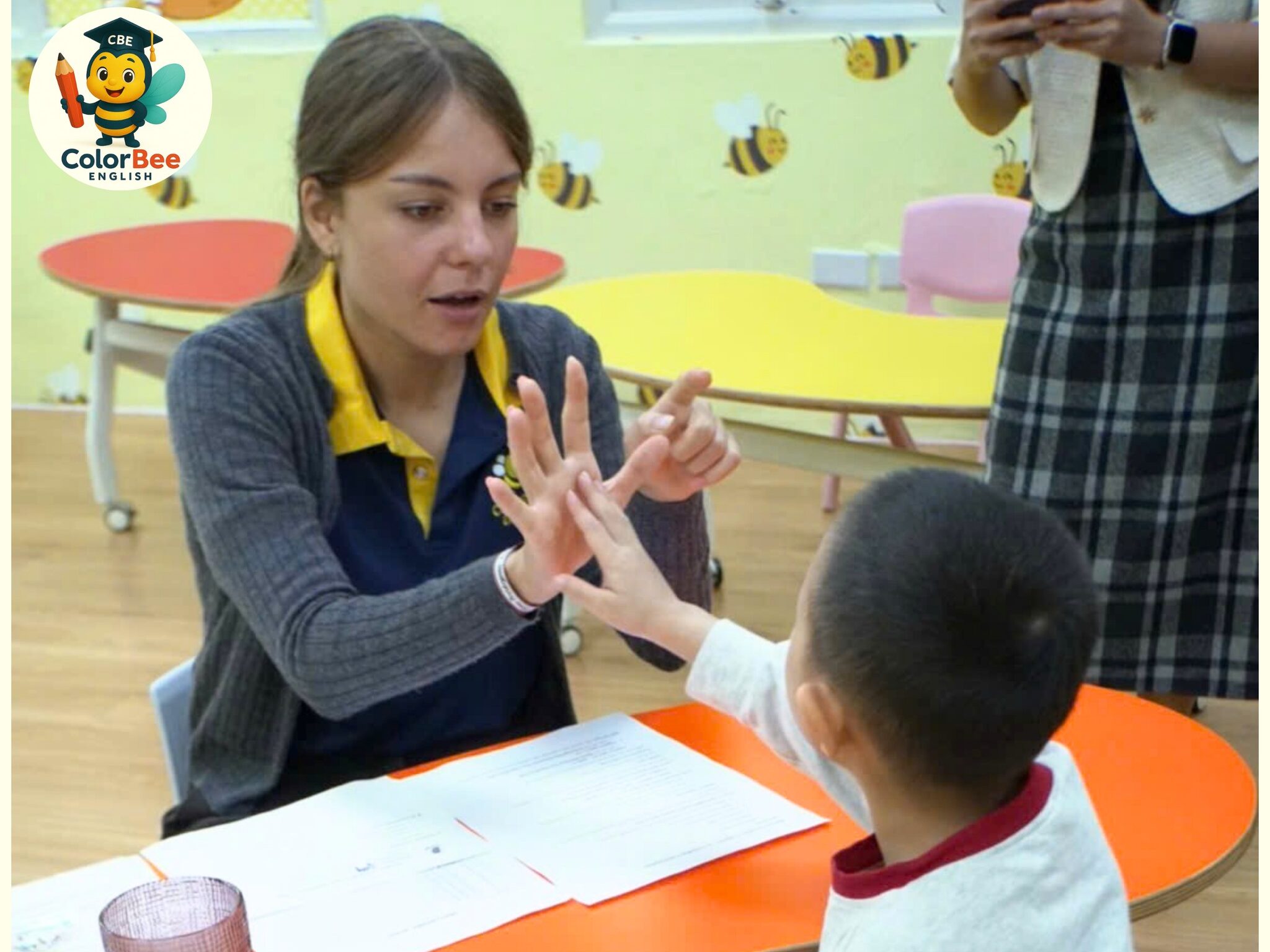 Trung tâm Ngoại ngữ COLORBEE ENGLISH - Hoàng Quốc Việt
