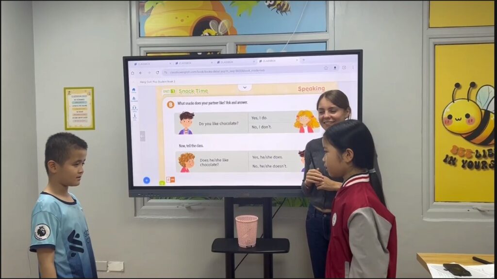 Trung tâm Ngoại ngữ COLORBEE ENGLISH - Hoàng Quốc Việt