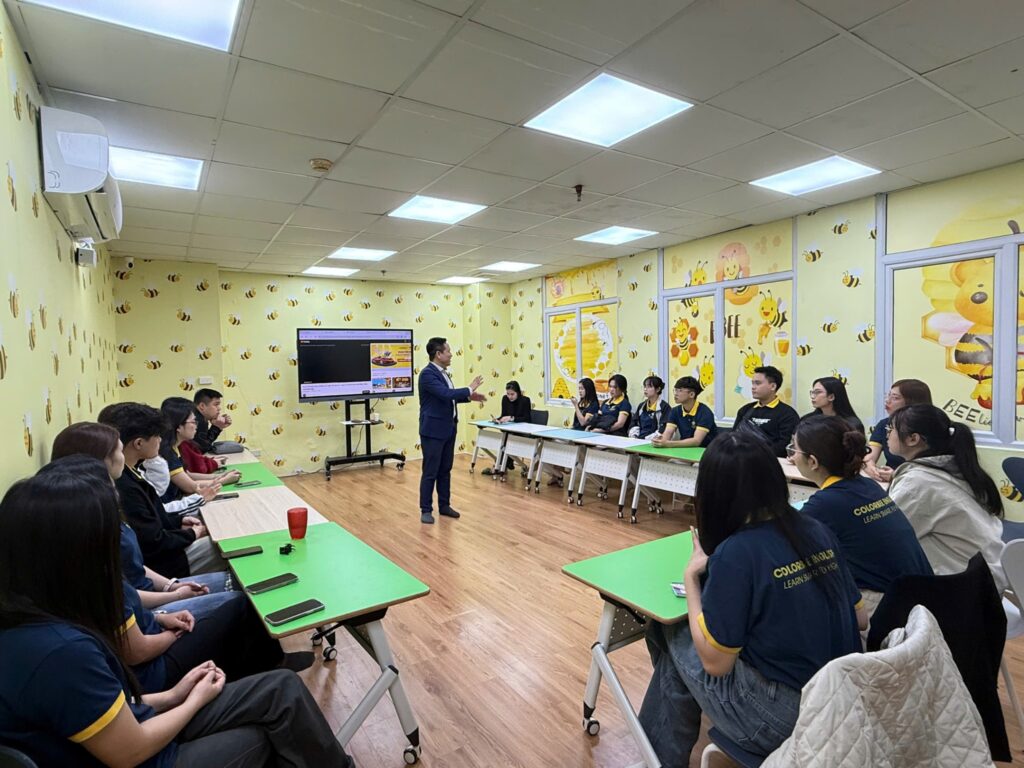 Trung tâm Ngoại ngữ COLORBEE ENGLISH - Hoàng Quốc Việt